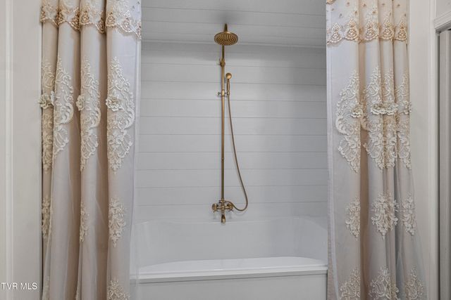 2945 Enka Highway Highway, Morristown, TN 37813