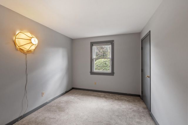 654 Daniel Webster Highway, Merrimack, NH 03054