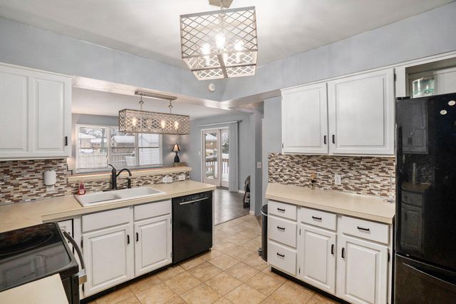 2171 Monte Avenue, Fruitport Twp, MI 49444