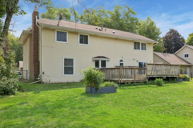 10591 Union Terrace Lane N, Maple Grove, MN 55369