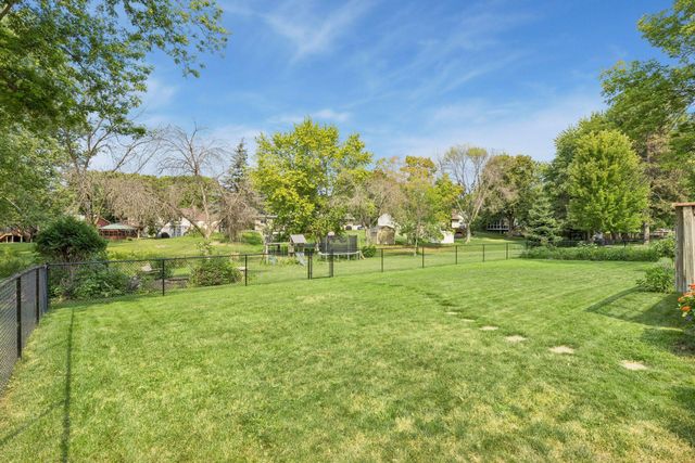 10591 Union Terrace Lane N, Maple Grove, MN 55369