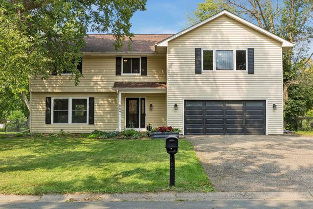 10591 Union Terrace Lane N, Maple Grove, MN 55369