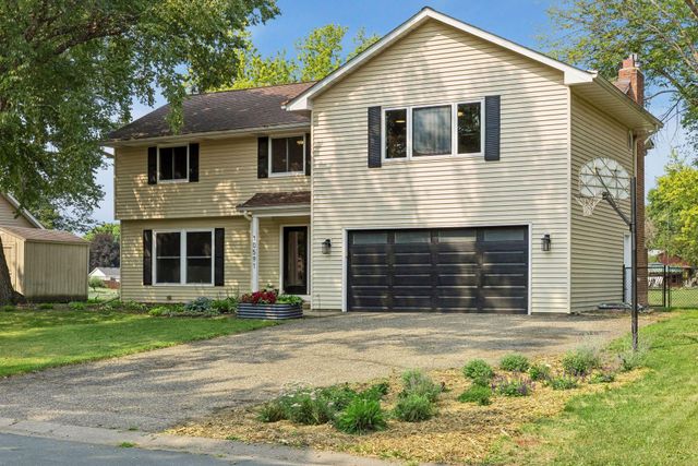 10591 Union Terrace Lane N, Maple Grove, MN 55369