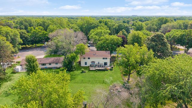 10591 Union Terrace Lane N, Maple Grove, MN 55369