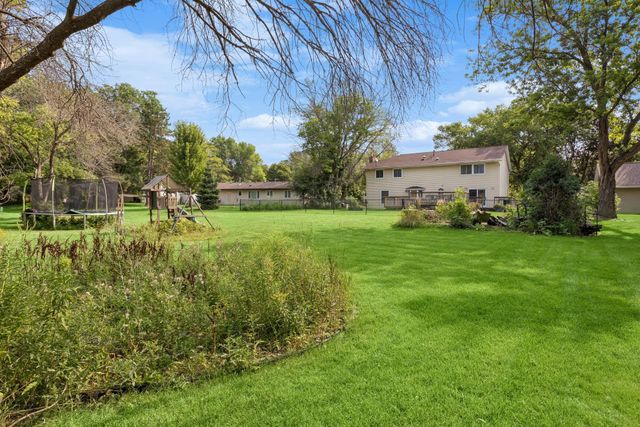 10591 Union Terrace Lane N, Maple Grove, MN 55369