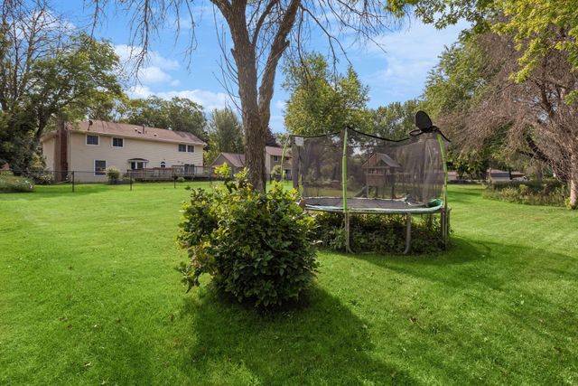 10591 Union Terrace Lane N, Maple Grove, MN 55369