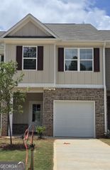 2808 Lillian Lane, Douglasville, GA 30135