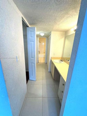 2029 NW 46th Ave E509, Lauderhill, FL 33313