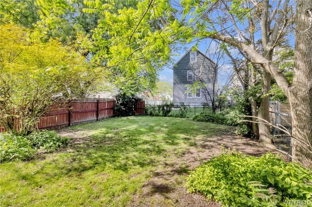 70 Houston Street, Buffalo, NY 14220