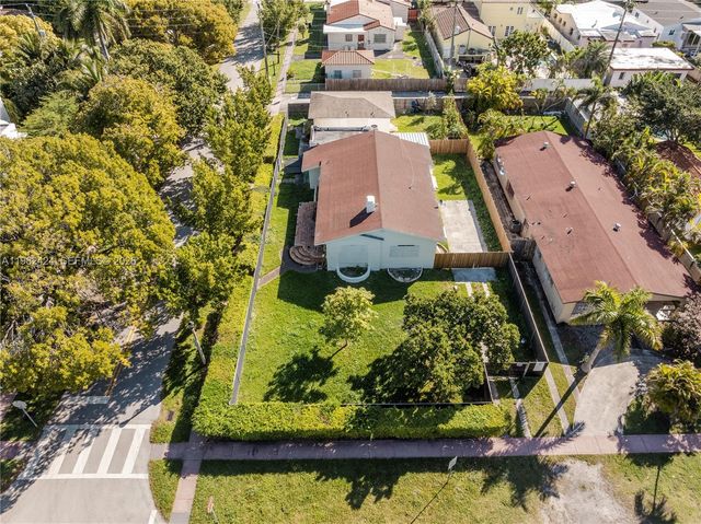 1255 Lenox Ave, Miami Beach, FL 33139