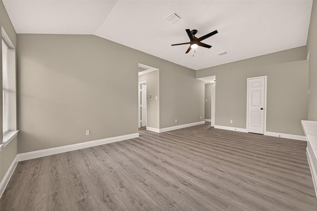 4718 Fairgreen Lane, Houston, TX 77048