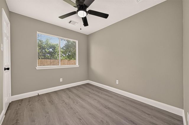 4718 Fairgreen Lane, Houston, TX 77048
