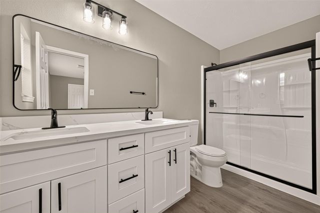 4718 Fairgreen Lane, Houston, TX 77048