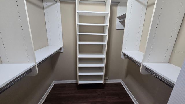 813 SENATE COURT, Tampa, FL 33613