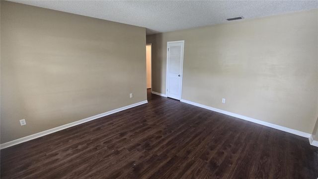 813 SENATE COURT, Tampa, FL 33613