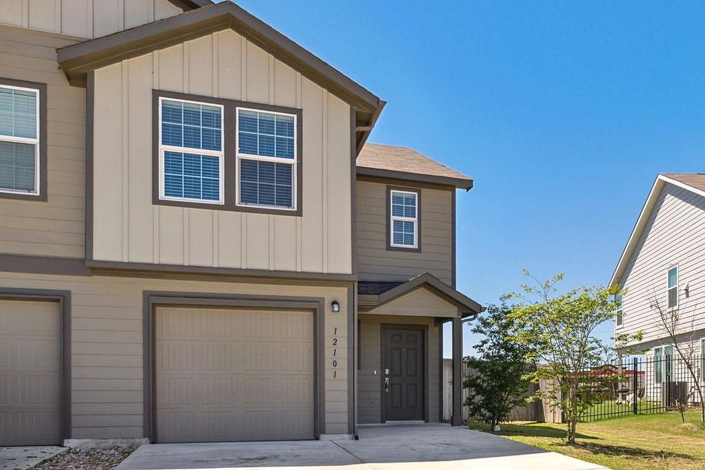 12101 Short Leaf PATH, Del Valle, TX 78617
