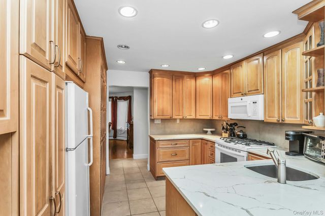 45 Verleye Avenue, East Northport, NY 11731