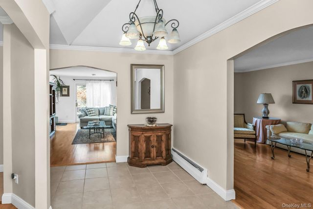 45 Verleye Avenue, East Northport, NY 11731