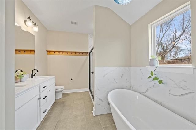 9110 E 51st Street, Kansas City, MO 64133