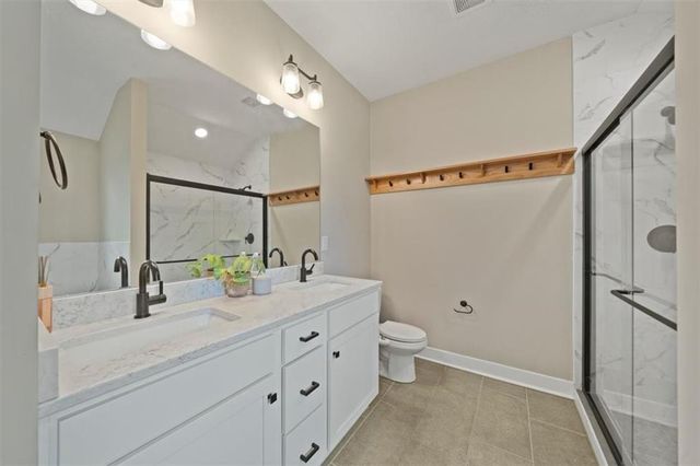 9110 E 51st Street, Kansas City, MO 64133