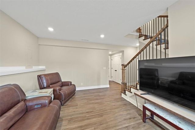 9110 E 51st Street, Kansas City, MO 64133