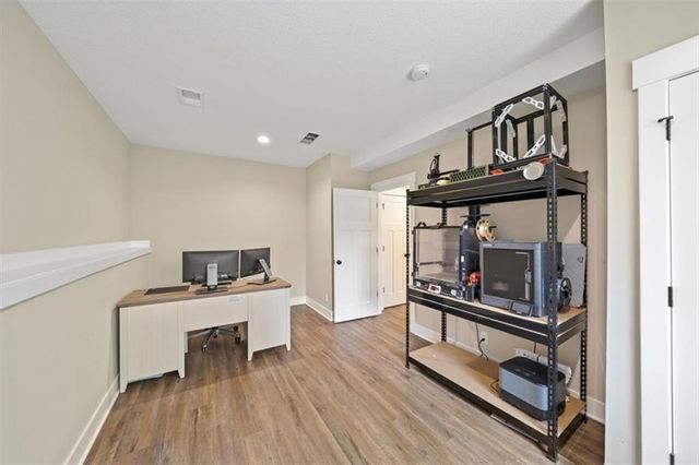 9110 E 51st Street, Kansas City, MO 64133