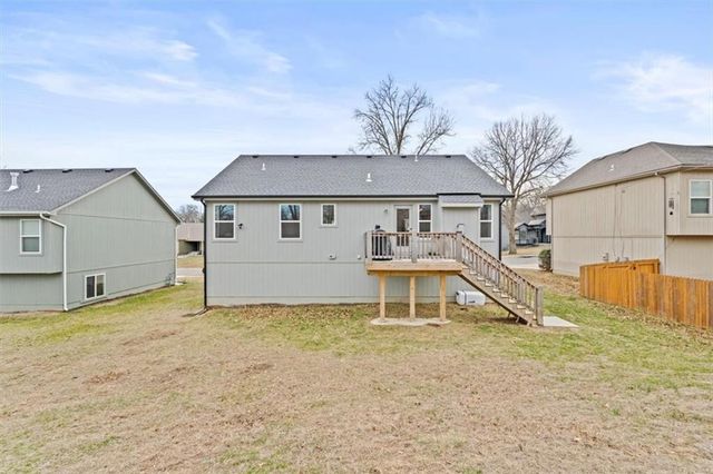 9110 E 51st Street, Kansas City, MO 64133