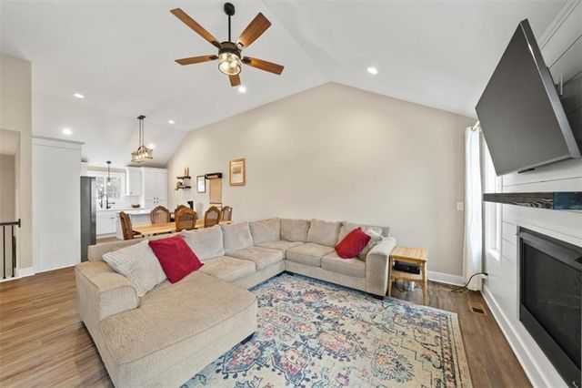 9110 E 51st Street, Kansas City, MO 64133