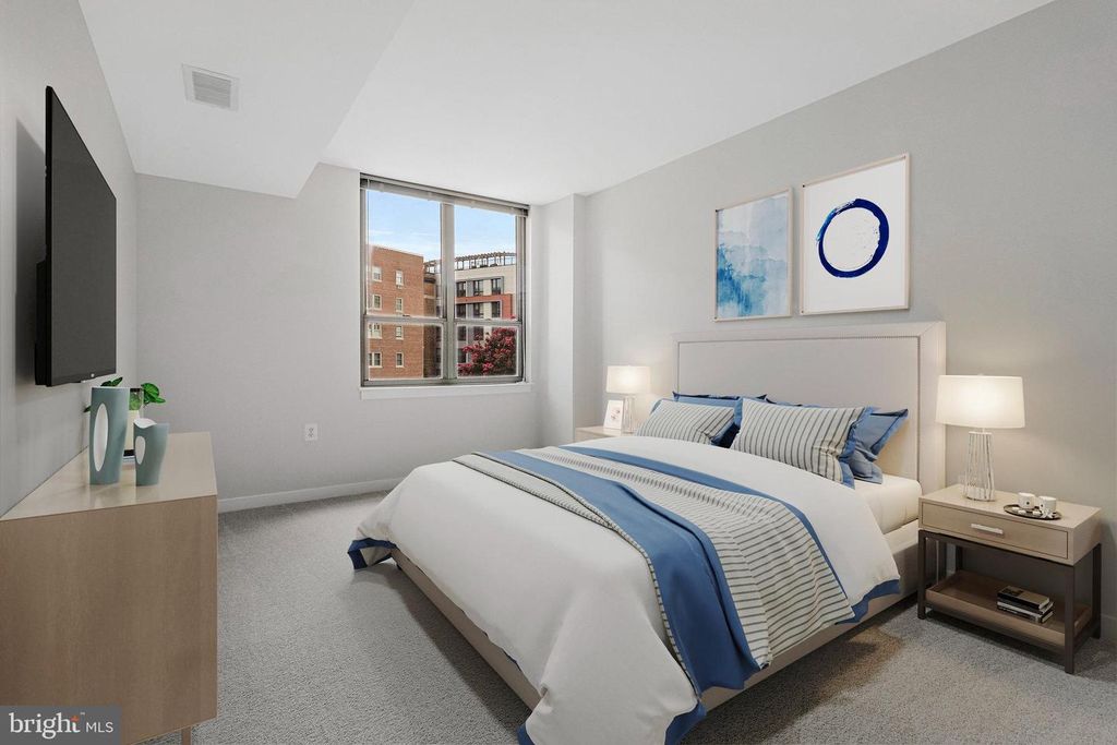 3883 CONNECTICUT AVE NW #303, Washington, DC 20008