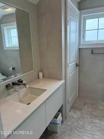 104 Stephens Place, Mantoloking, NJ 08738