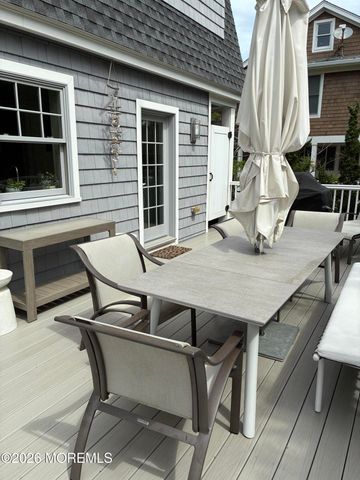 104 Stephens Place, Mantoloking, NJ 08738