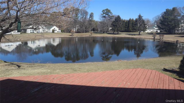 202 Gothic Circle, Manorville, NY 11949