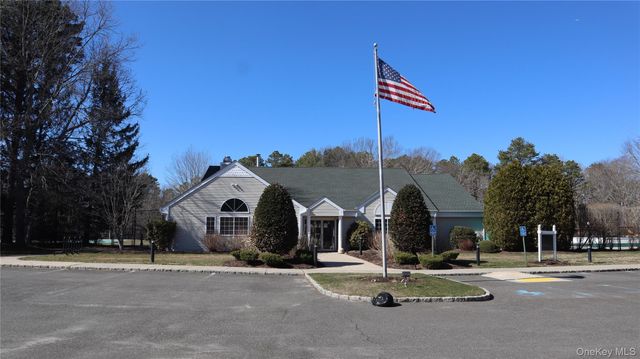 202 Gothic Circle, Manorville, NY 11949