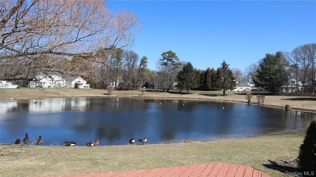 202 Gothic Circle, Manorville, NY 11949