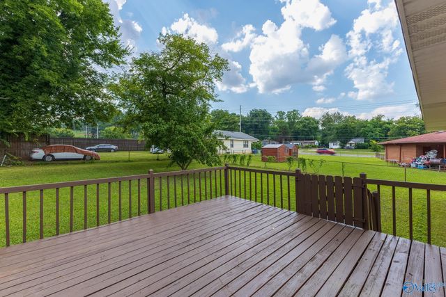 707 Hal Street NW, Huntsville, AL 35805