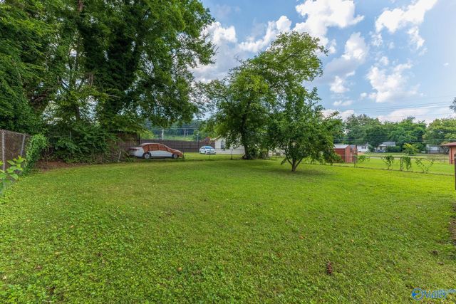 707 Hal Street NW, Huntsville, AL 35805