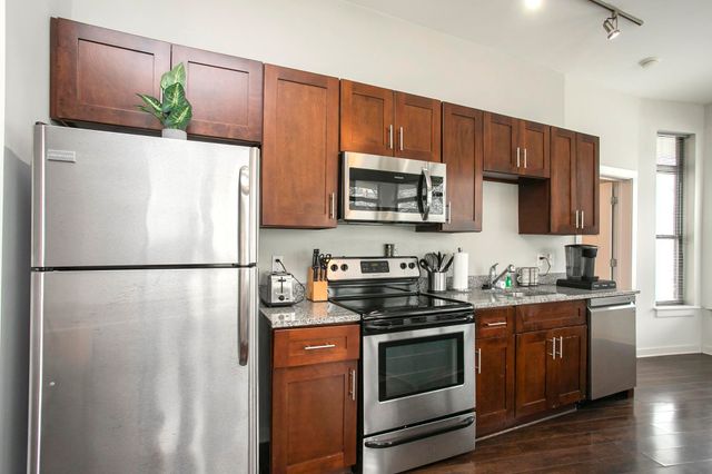 1700 Belcourt Ave Apt 104, Nashville, TN 37212