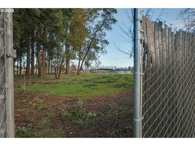 5970 Sw 174TH Ave, Beaverton, OR 97007