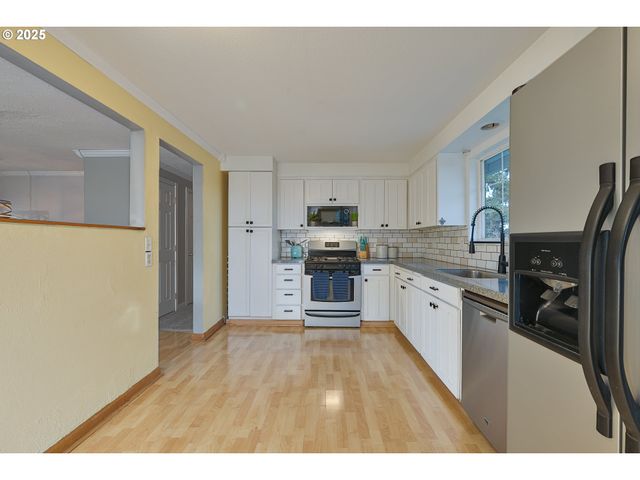 5970 Sw 174TH Ave, Beaverton, OR 97007