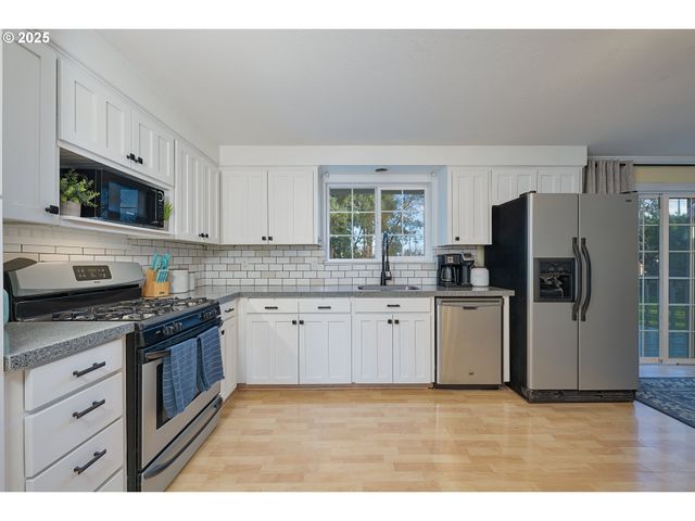 5970 Sw 174TH Ave, Beaverton, OR 97007