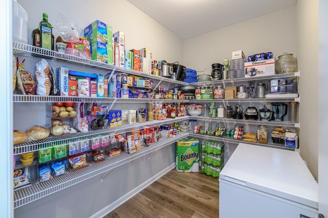 6810 157th Street, Savage, MN 55378