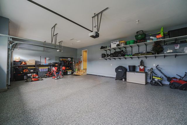 6810 157th Street, Savage, MN 55378