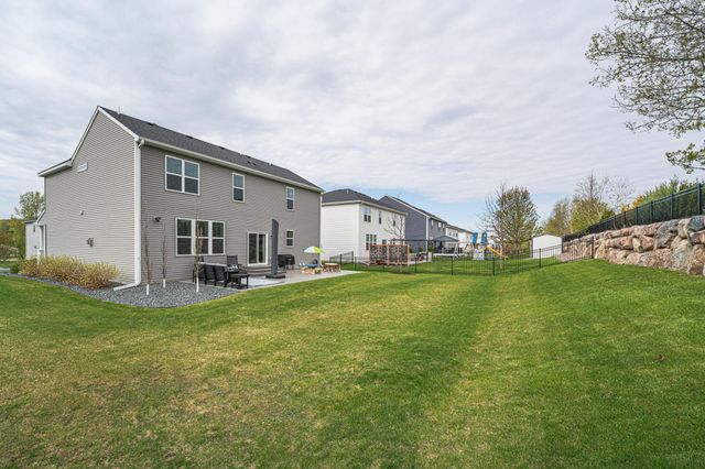 6810 157th Street, Savage, MN 55378