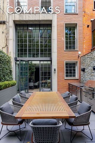 146 Waverly Place, New York City, NY 10014