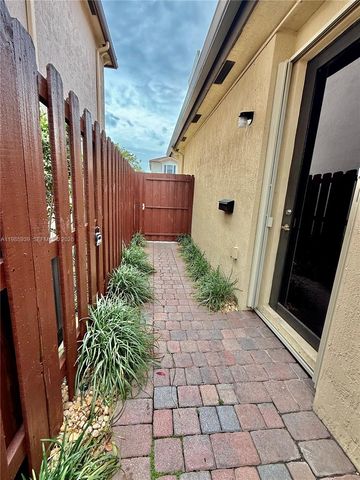 11835 SW 232nd Ln 0, Homestead, FL 33032