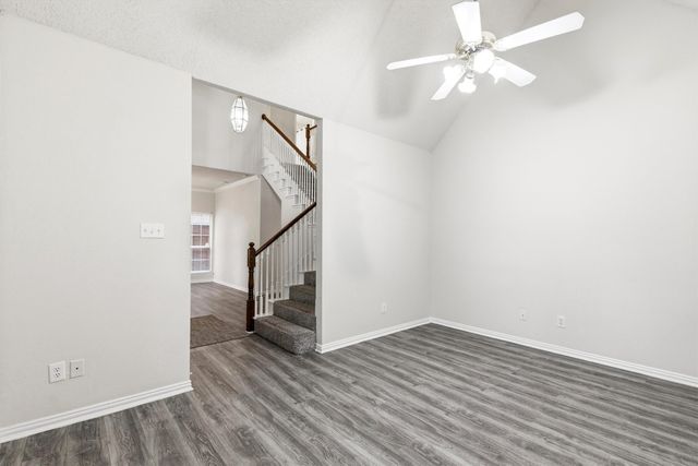 306 Santa Fe Trail, Irving, TX 75063
