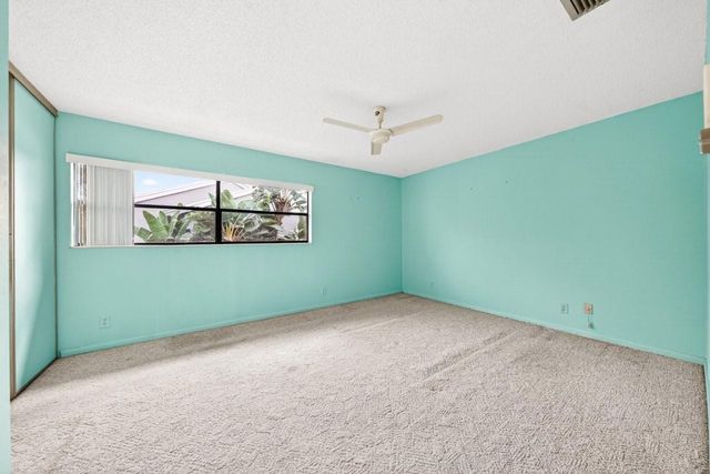 2643 NW 42nd Avenue, Coconut Creek, FL 33066