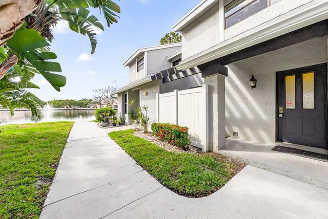 2643 NW 42nd Avenue, Coconut Creek, FL 33066