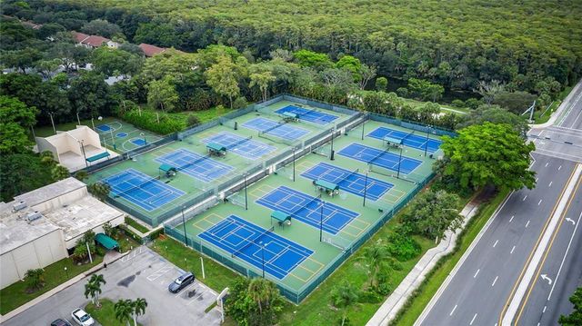 2643 NW 42nd Avenue, Coconut Creek, FL 33066