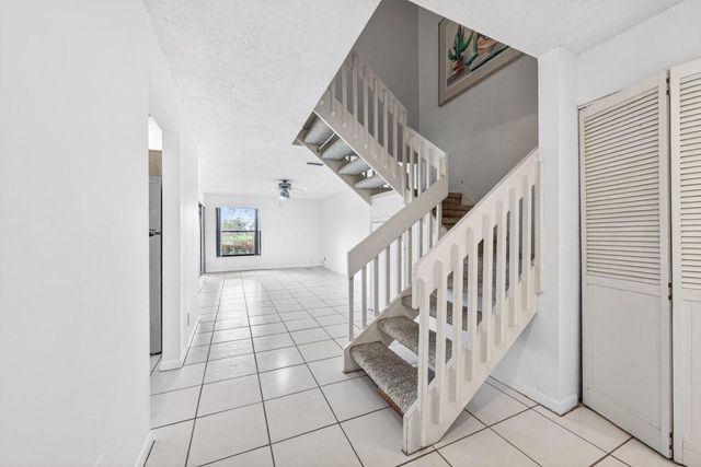 2643 NW 42nd Avenue, Coconut Creek, FL 33066